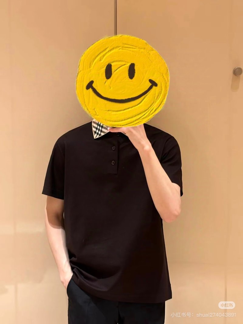 Black Short-Sleeve Polo Shirt with Check Collar