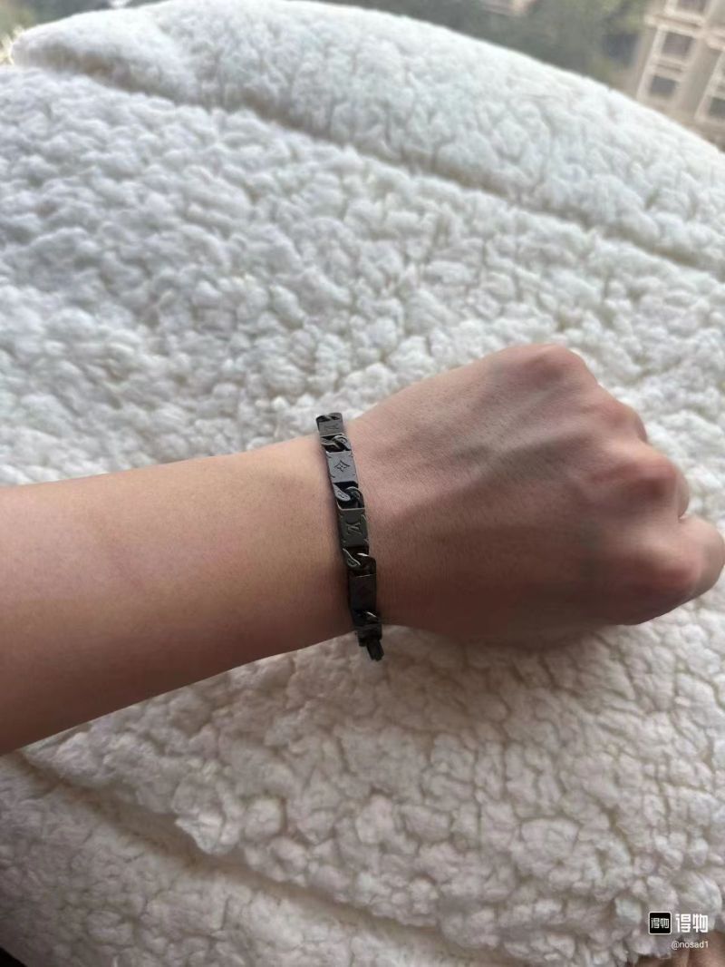 Louis Vuitton LV Monogram Tied Up Metal Bracelet Gunmetal Black view