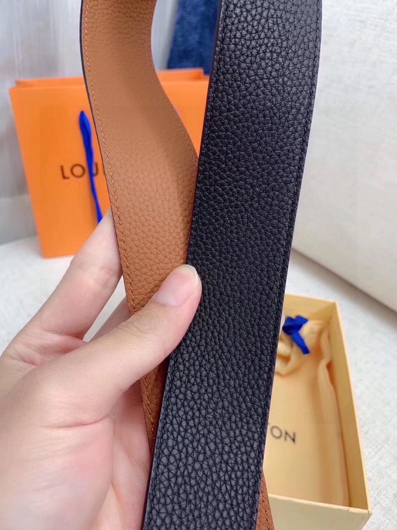 Louis Vuitton LV Initials Black Leather Belt Gold Buckle view