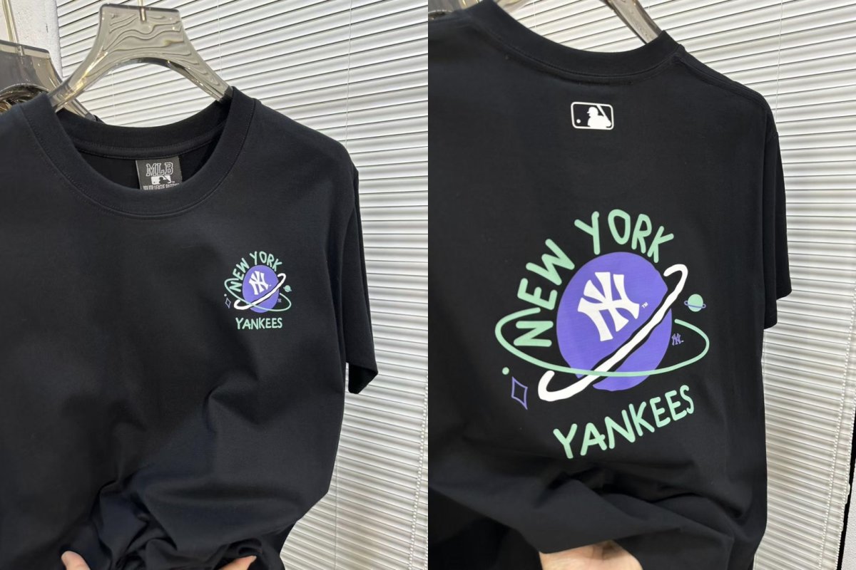MLB New York Yankees Planet Logo Black T-Shirt
