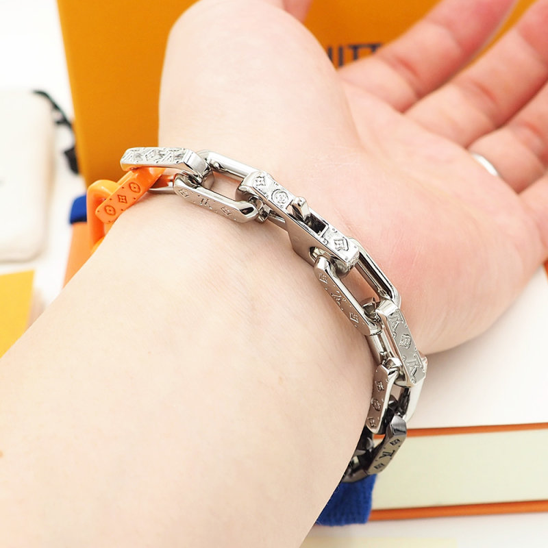 Louis Vuitton Bamboo Chain Bracelet Orange & Black view