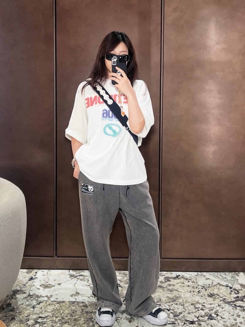 Oversized Welcome Graphic T-Shirt White view