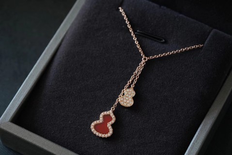 Qeelin Red Jade Gourd Tassel Pendant Necklace S925 view 7