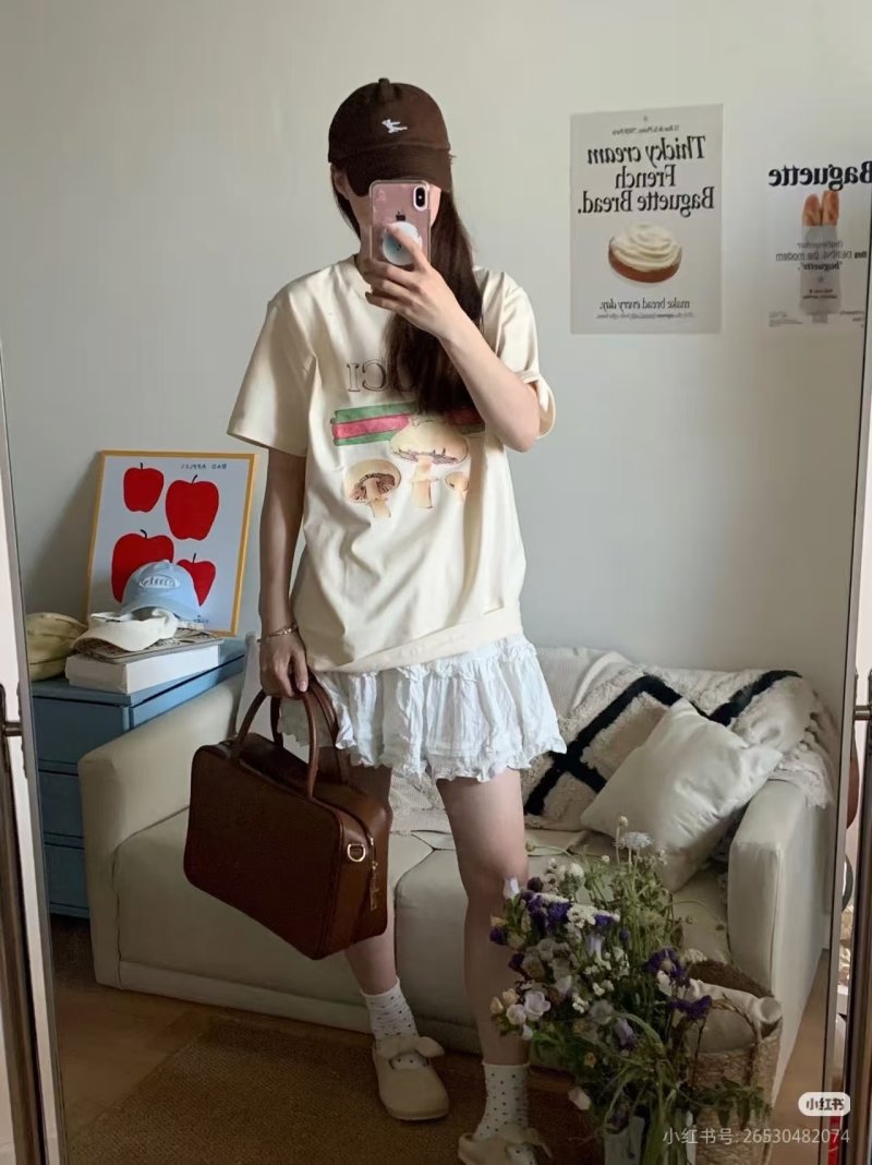 Gucci Cream Mushroom Graphic T-Shirt view