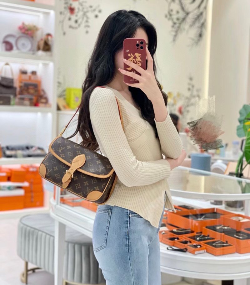 Louis Vuitton Diane Monogram Canvas Shoulder Bag
