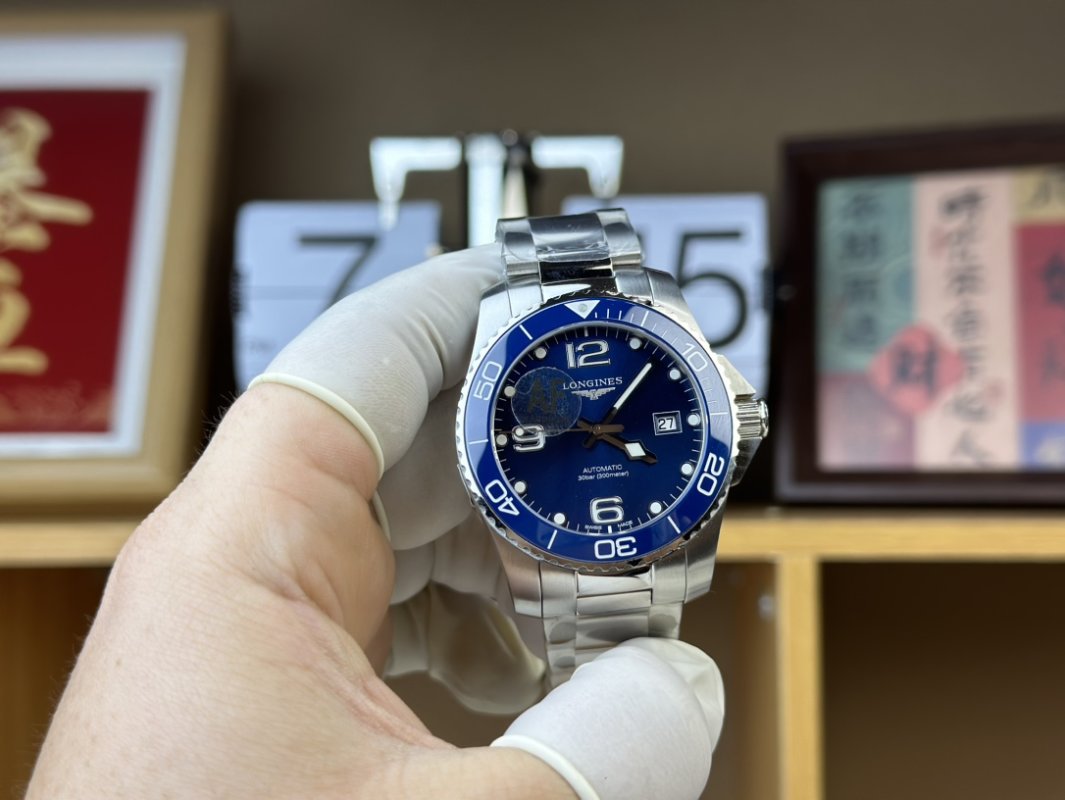 Longines Conquest Blue Dial Stainless Steel Watch view