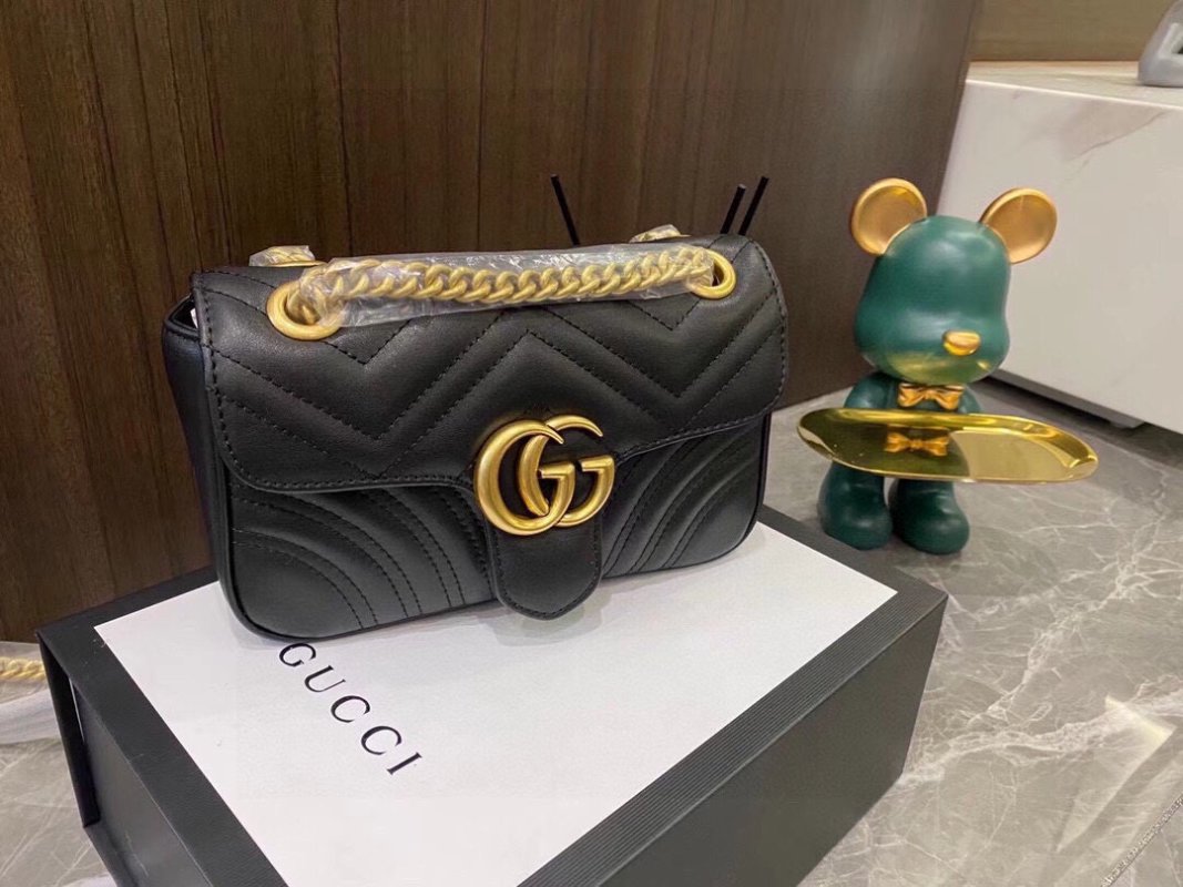 Gucci GG Marmont Black Quilted Leather Shoulder Bag view