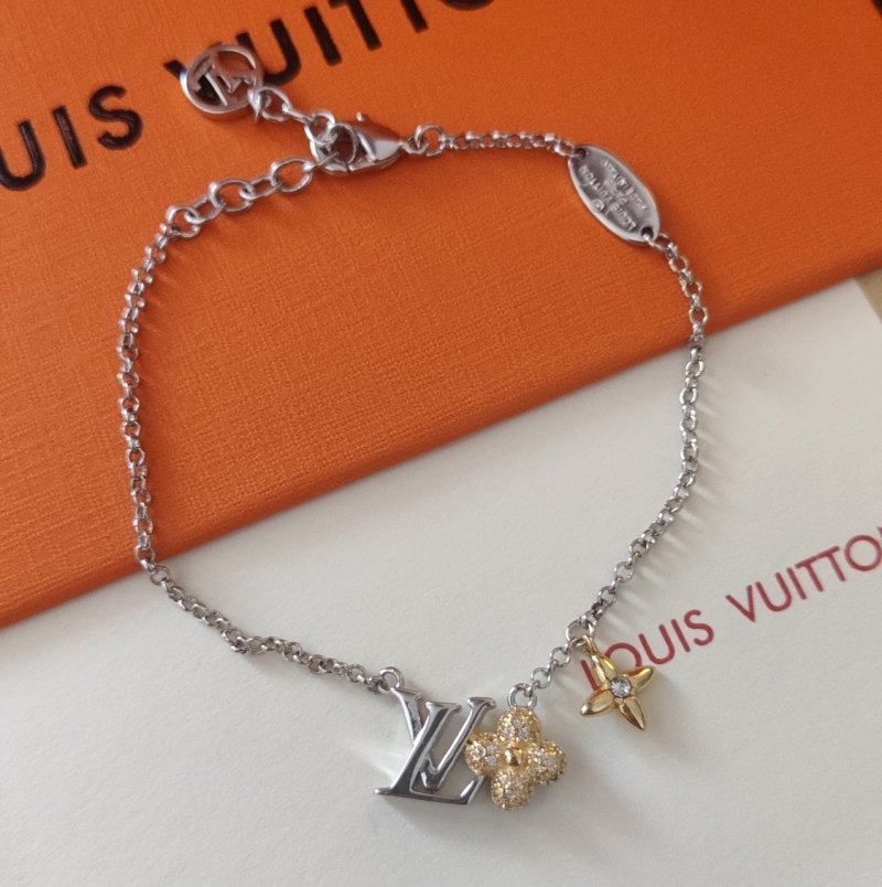 LV Gram Monogram Floral Zirconia Chain Bracelet Silver