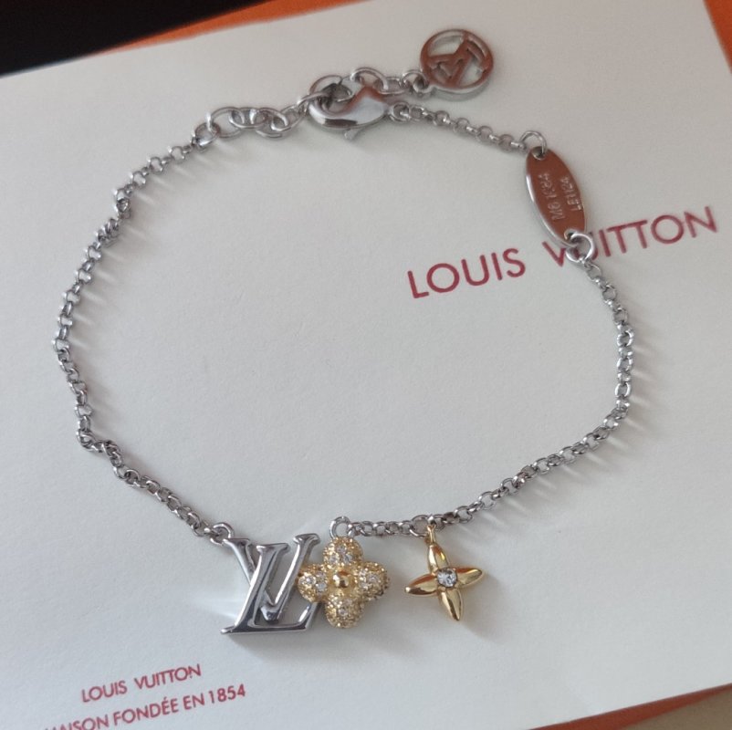 LV Gram Monogram Floral Zirconia Chain Bracelet Silver view