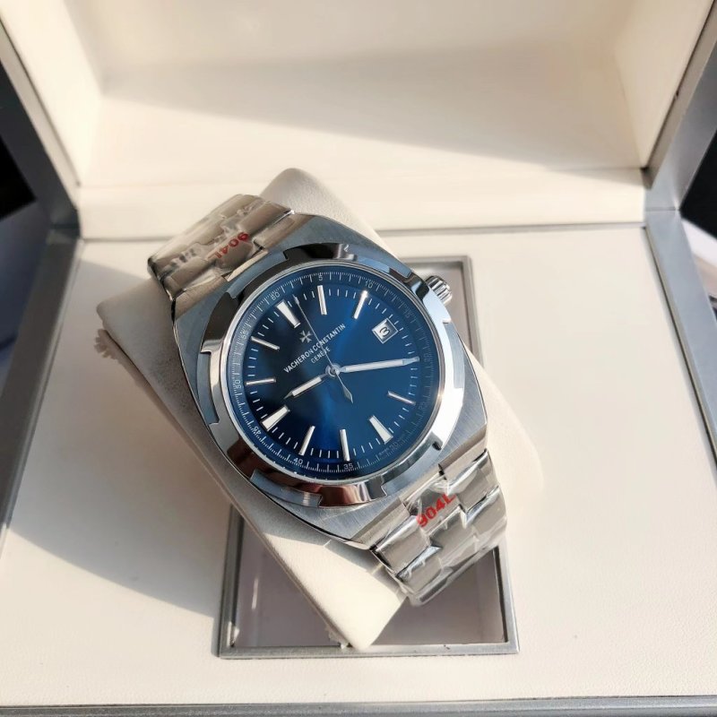 Vacheron Constantin Overseas 4500V Blue Dial Steel Watch view
