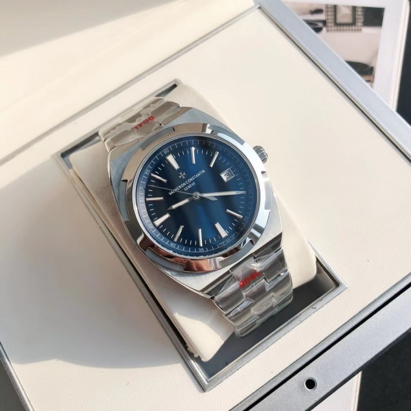 Vacheron Constantin Overseas 4500V Blue Dial Steel Watch view