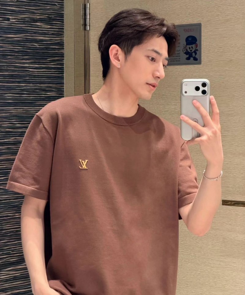 Louis Vuitton Brown Crewneck T-Shirt with Gold LV Logo