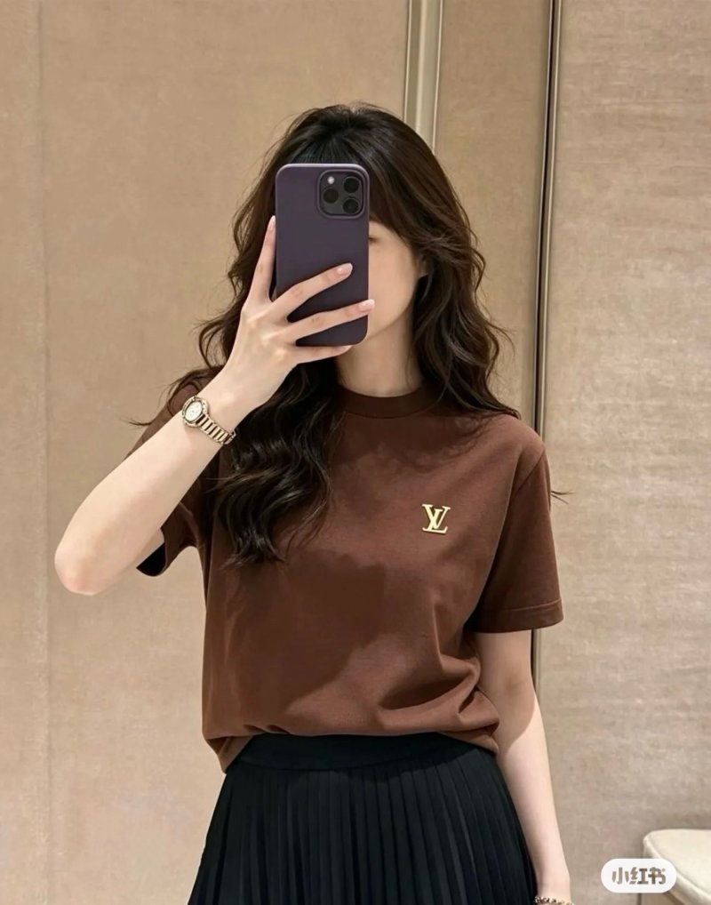 Louis Vuitton Brown Crewneck T-Shirt with Gold LV Logo view