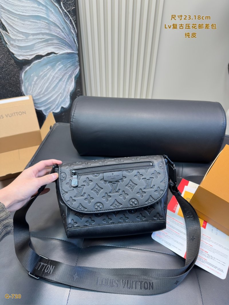 Louis Vuitton Monogram Embossed Black Messenger Bag 23cm view