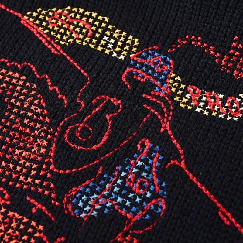 Burberry Equestrian Knight Embroidered Wool Blend Sweater Navy view