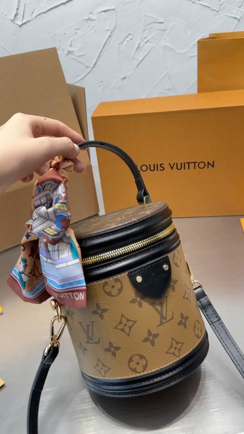 Louis Vuitton Monogram Canvas Bucket Bag Black Leather Trim