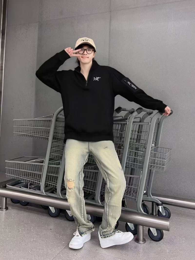 Arc'teryx Black Quarter-Zip Fleece Jacket