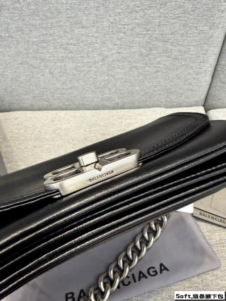 Balenciaga BB Soft Chain Shoulder Bag Black view 8
