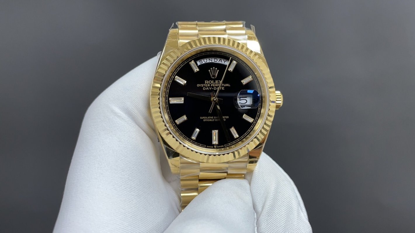 Rolex Day-Date 40mm Black Dial Gold Replica Watch