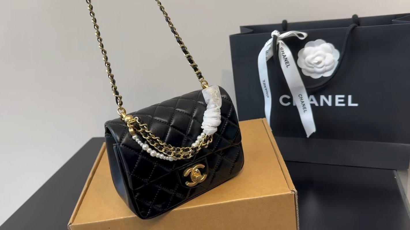 Chanel Classic Flap Quilted Black Shoulder Bag with Pearl Chain