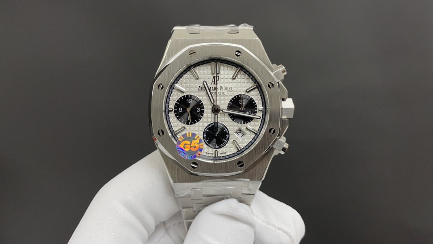 Audemars Piguet Royal Oak Panda Chronograph 41mm