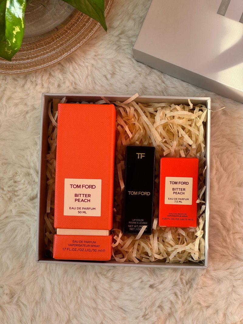 Tom Ford Bitter Peach Luxury Gift Set view