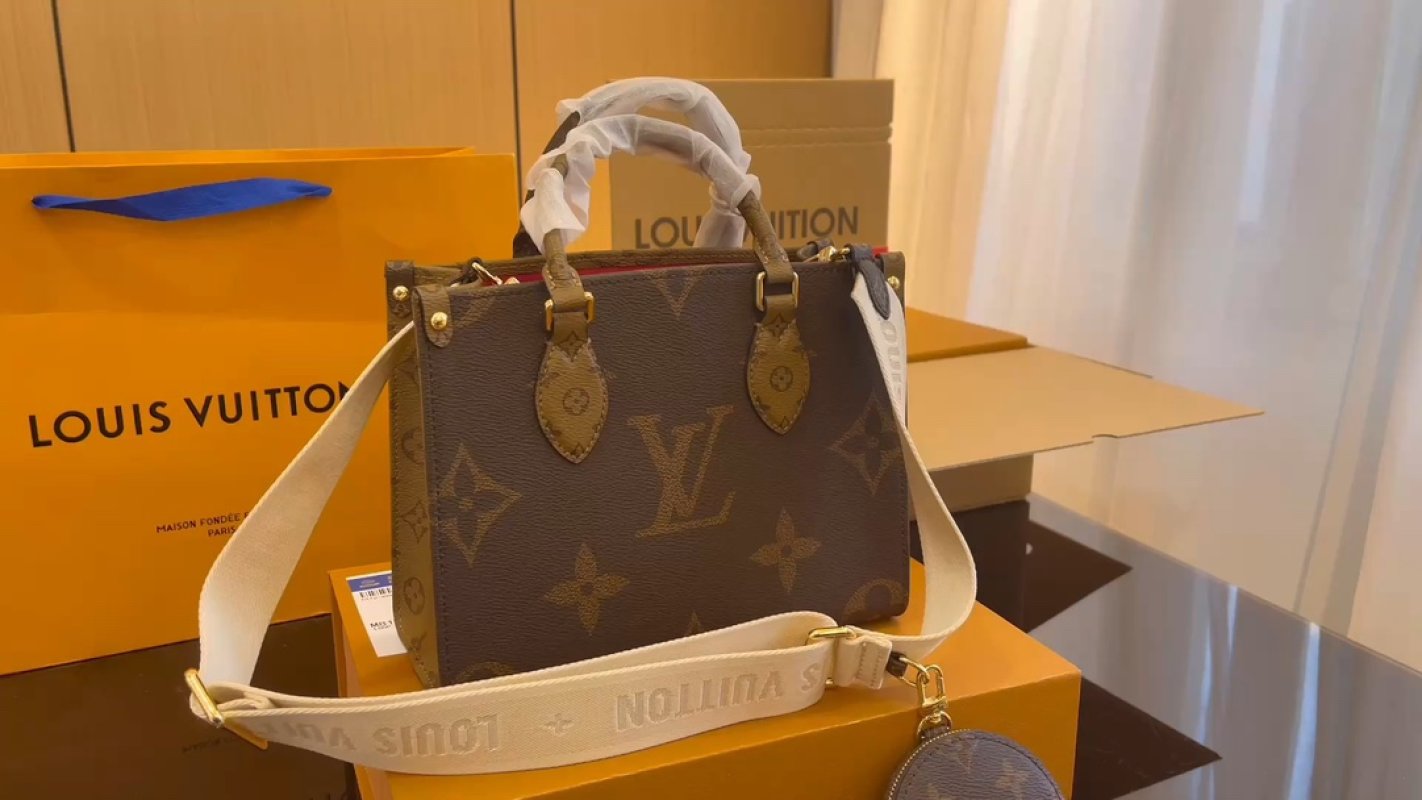 Louis Vuitton Monogram Canvas Tote Bag Brown