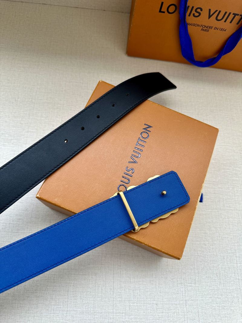 Louis Vuitton LV Ranch 4.0 Reversible Leather Belt Navy view