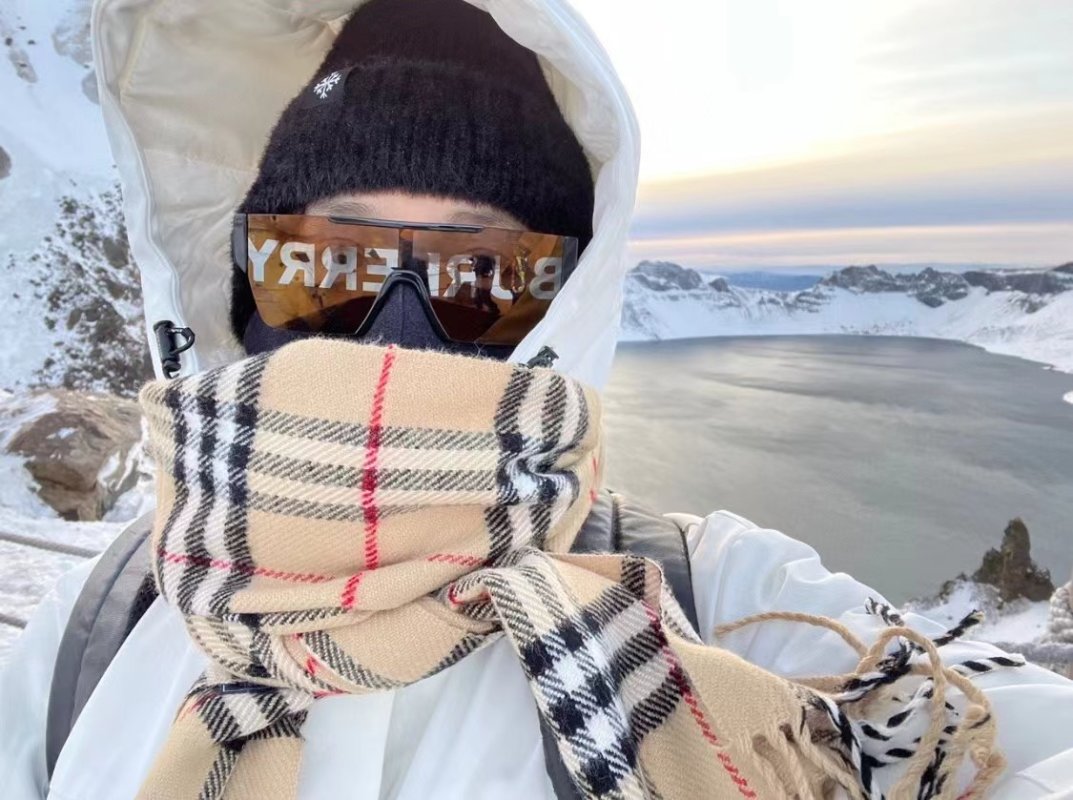 Burberry Square Logo Full Print Sunglasses - Brown view