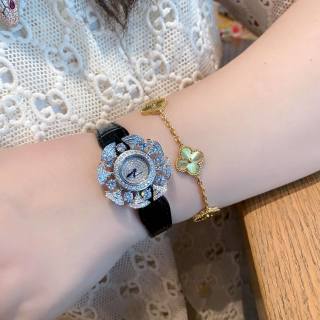 Bulgari Divas' Dream Rose Gold Diamond Amethyst Watch 33mm view 2