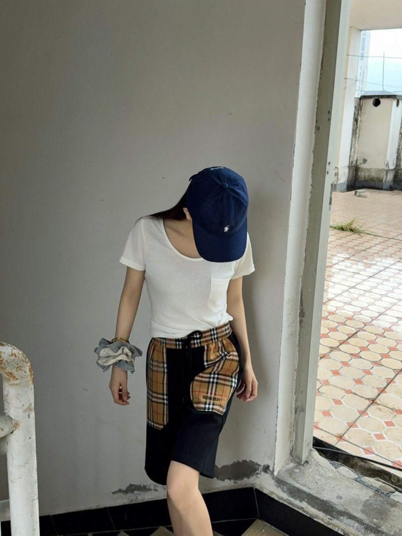 Burberry Nova Check Black Shorts with Tartan Pockets view