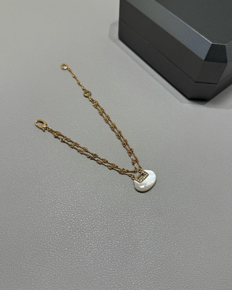 Yuyi Dual-Layer Mother-of-Pearl Charm Bracelet Gold view