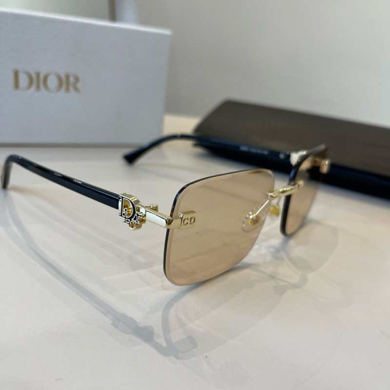 Dior CD Square Metal Frame Sunglasses - Gold & Black