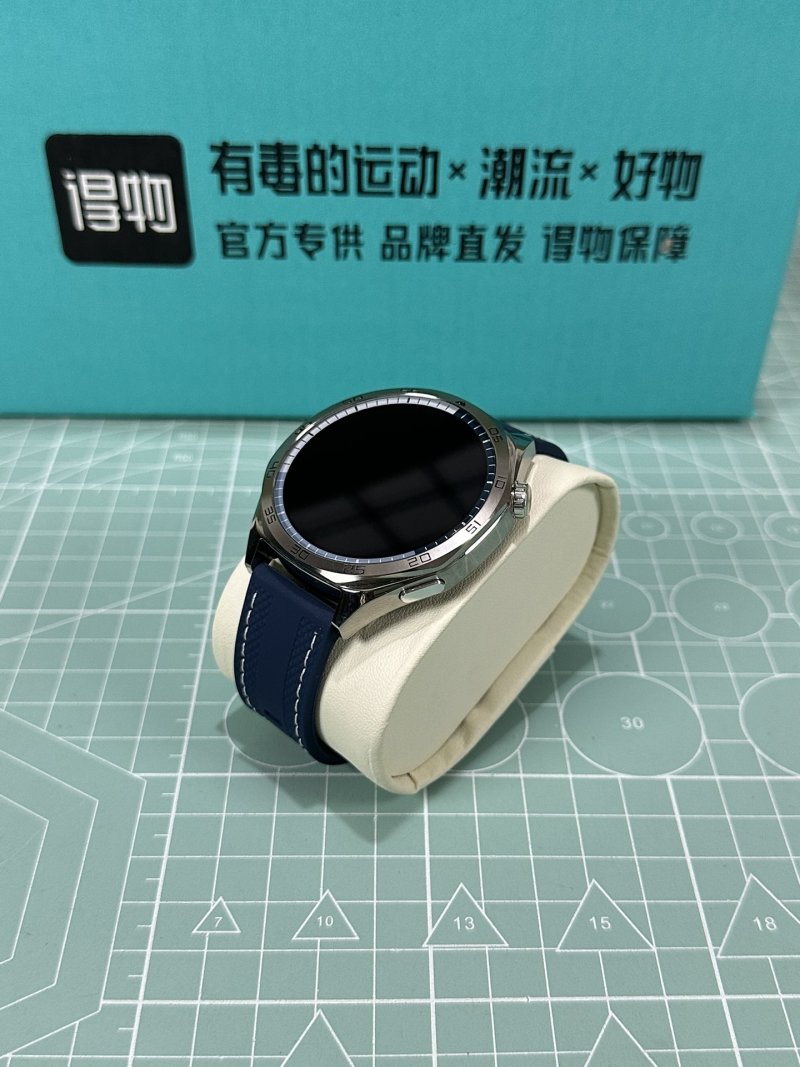 Huawei GT5 46mm Titanium Alloy Smartwatch - Topaz Blue view