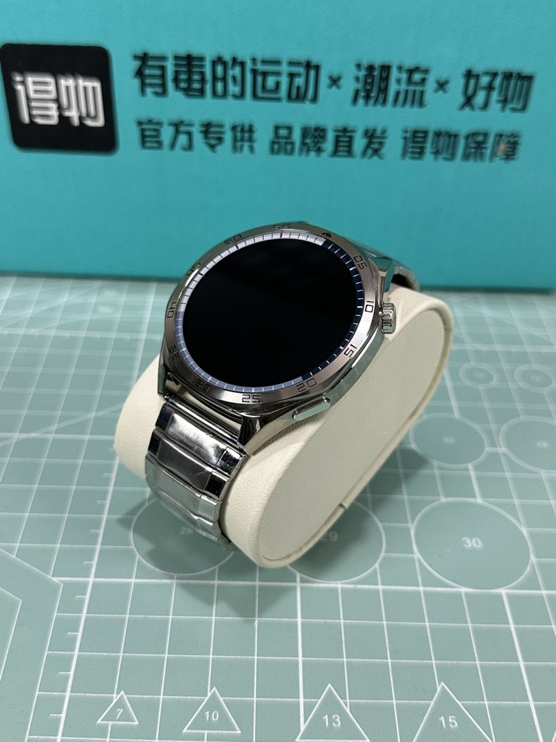 Huawei GT5 46mm Titanium Alloy Smartwatch - Topaz Blue view