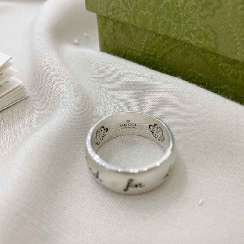 Gucci Double G Fearless Wide Band Silver Ring view