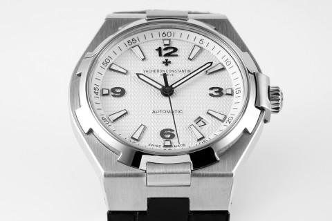 Vacheron Constantin Overseas Automatic Steel Watch 42mm view 4