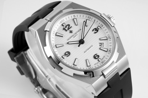 Vacheron Constantin Overseas Automatic Steel Watch 42mm view 6