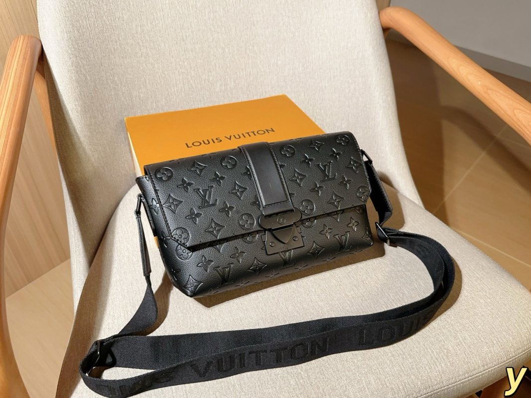 Louis Vuitton S-Cape Black Embossed Messenger Bag