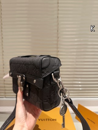 Black Leather Box Shoulder Bag with Studded Hardware view 7