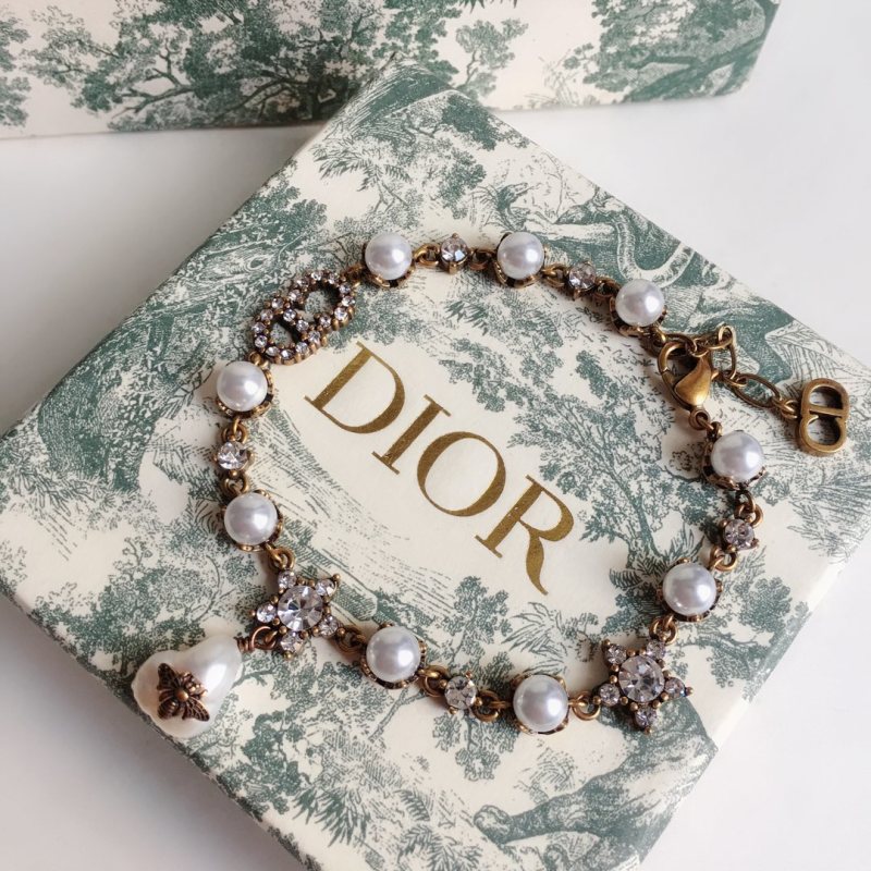 Pearl Bee Charm Brass Bracelet Silver view