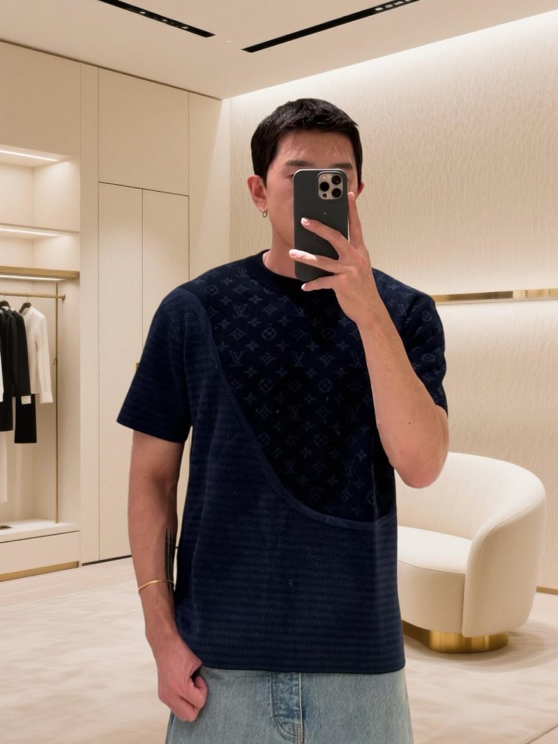 Louis Vuitton Monogram Navy Short Sleeve T-Shirt