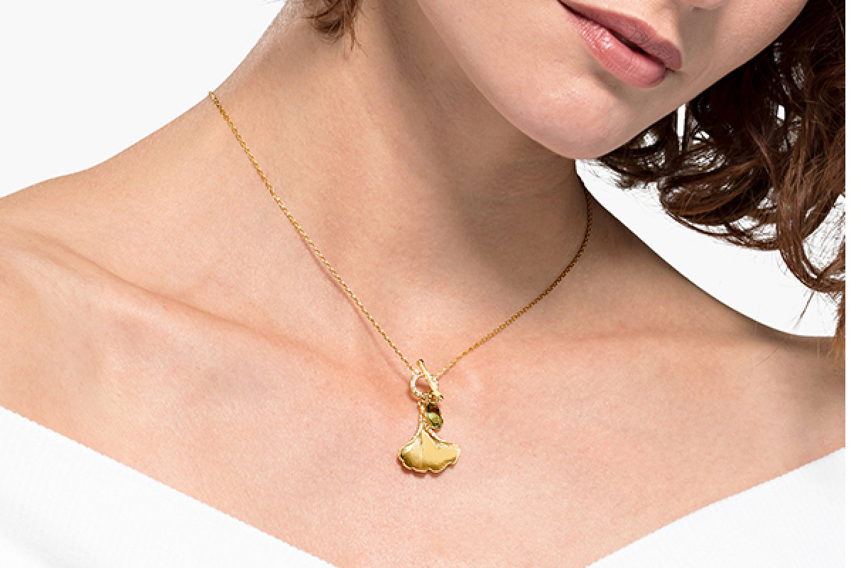 Swarovski Ginkgo Leaf Gold Crystal Green Pendant Necklace view