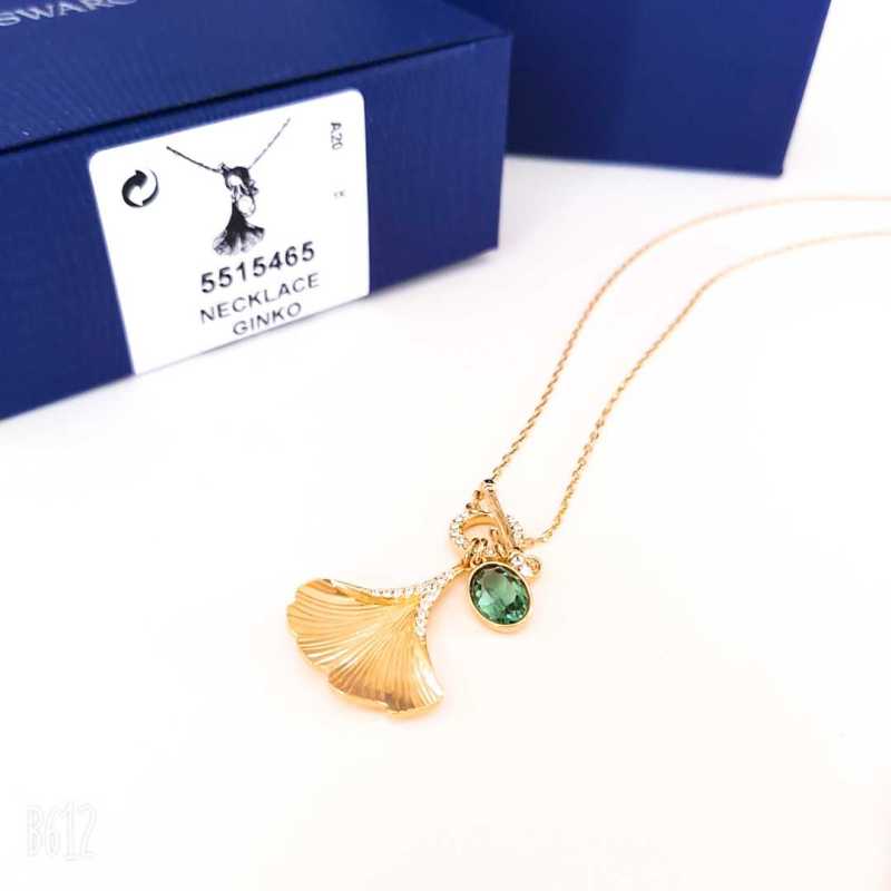 Swarovski Ginkgo Leaf Gold Crystal Green Pendant Necklace view