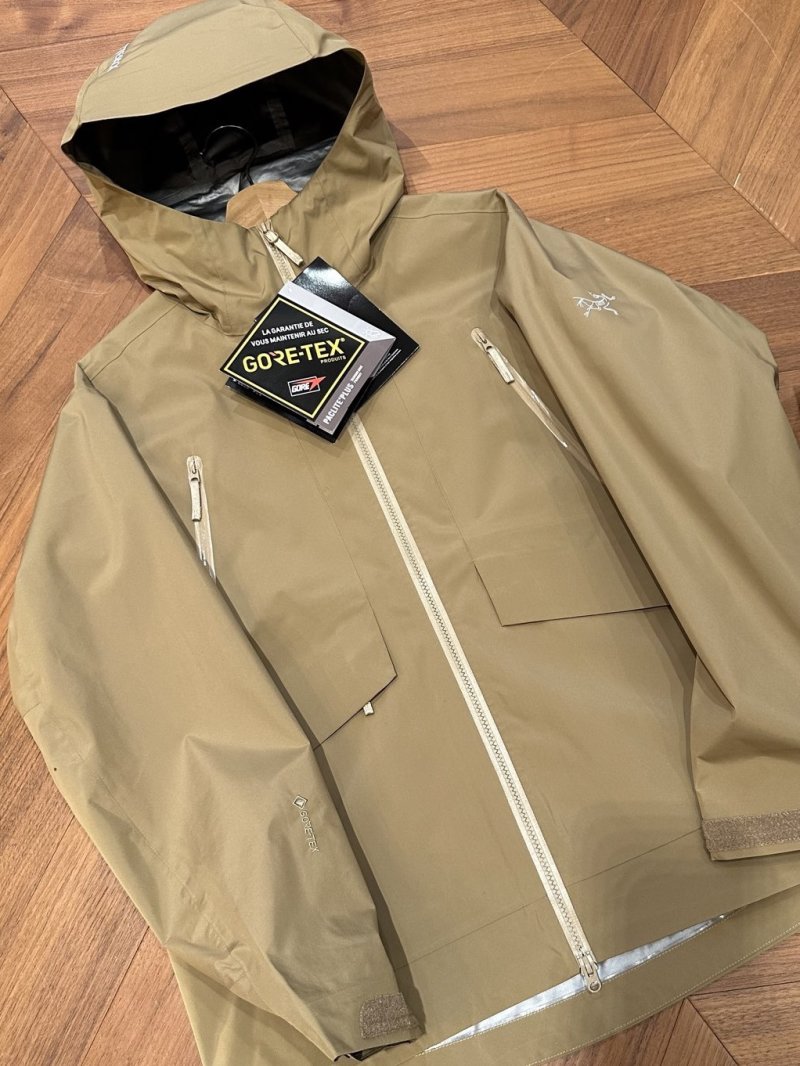 Gore-Tex Technical Hardshell Jacket Beige view