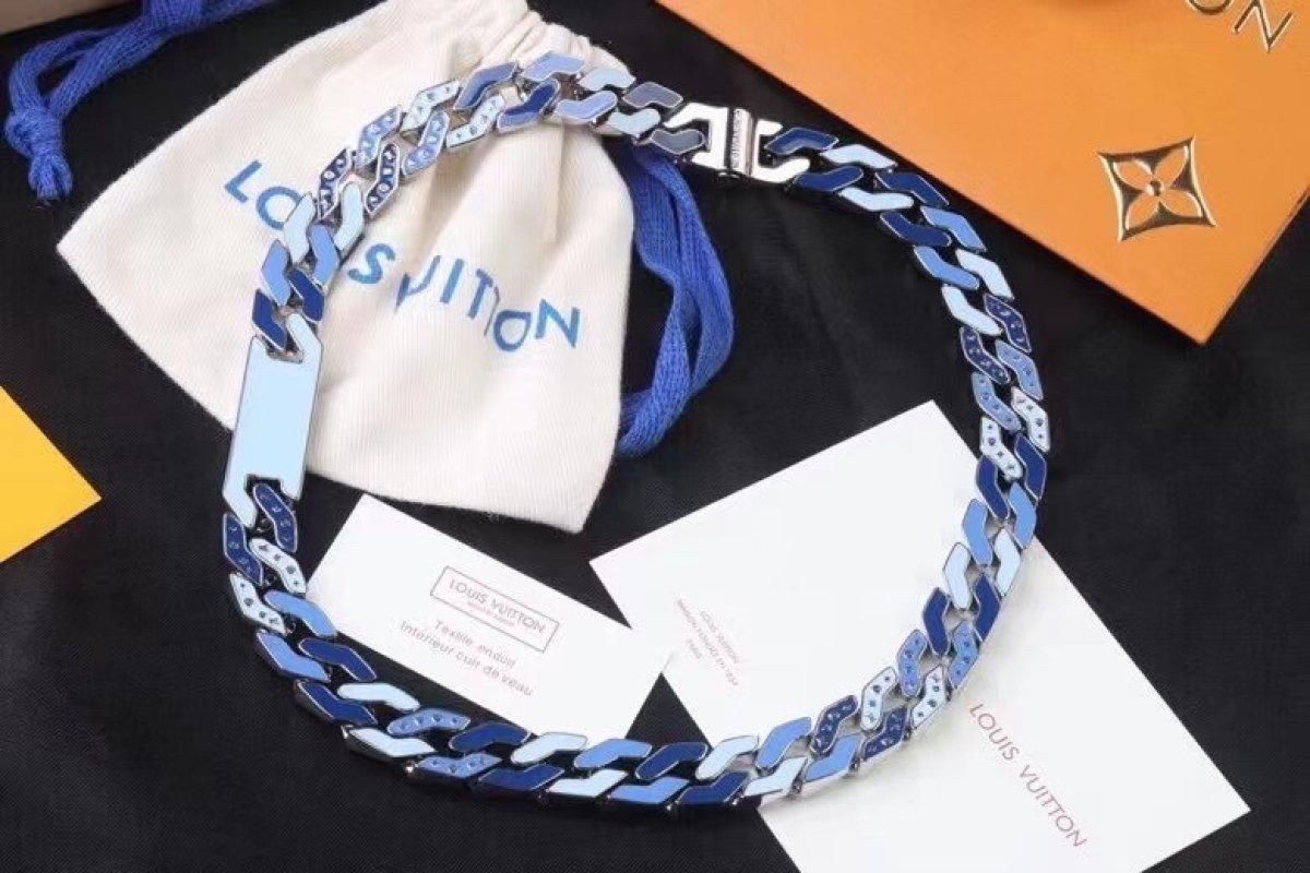 Louis Vuitton LV Blue Enamel Chain Necklace 50cm view