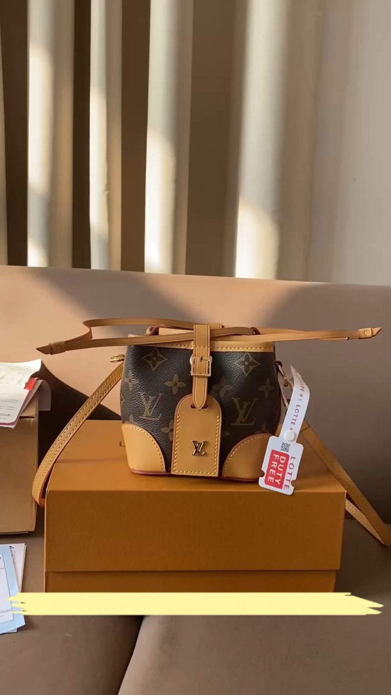Louis Vuitton Monogram Canvas Shoulder Bag Brown & Tan