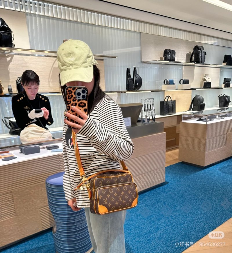 Louis Vuitton Monogram Messenger Crossbody Bag Brown view