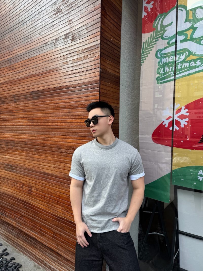 Classic White Short Sleeve T-Shirt view