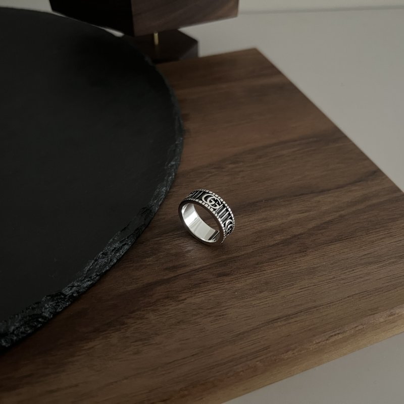 Gucci Double G Stripe Vintage Silver Ring view